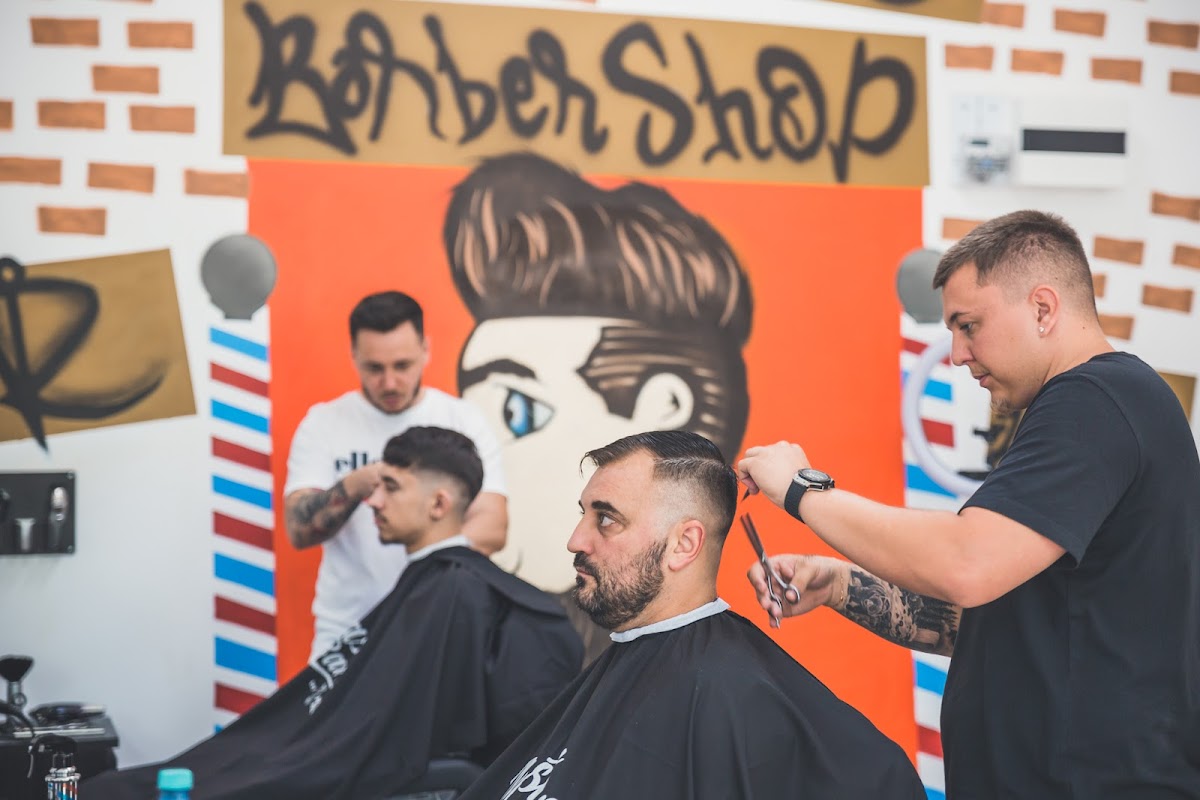 Logo R Style Barber SHOP
