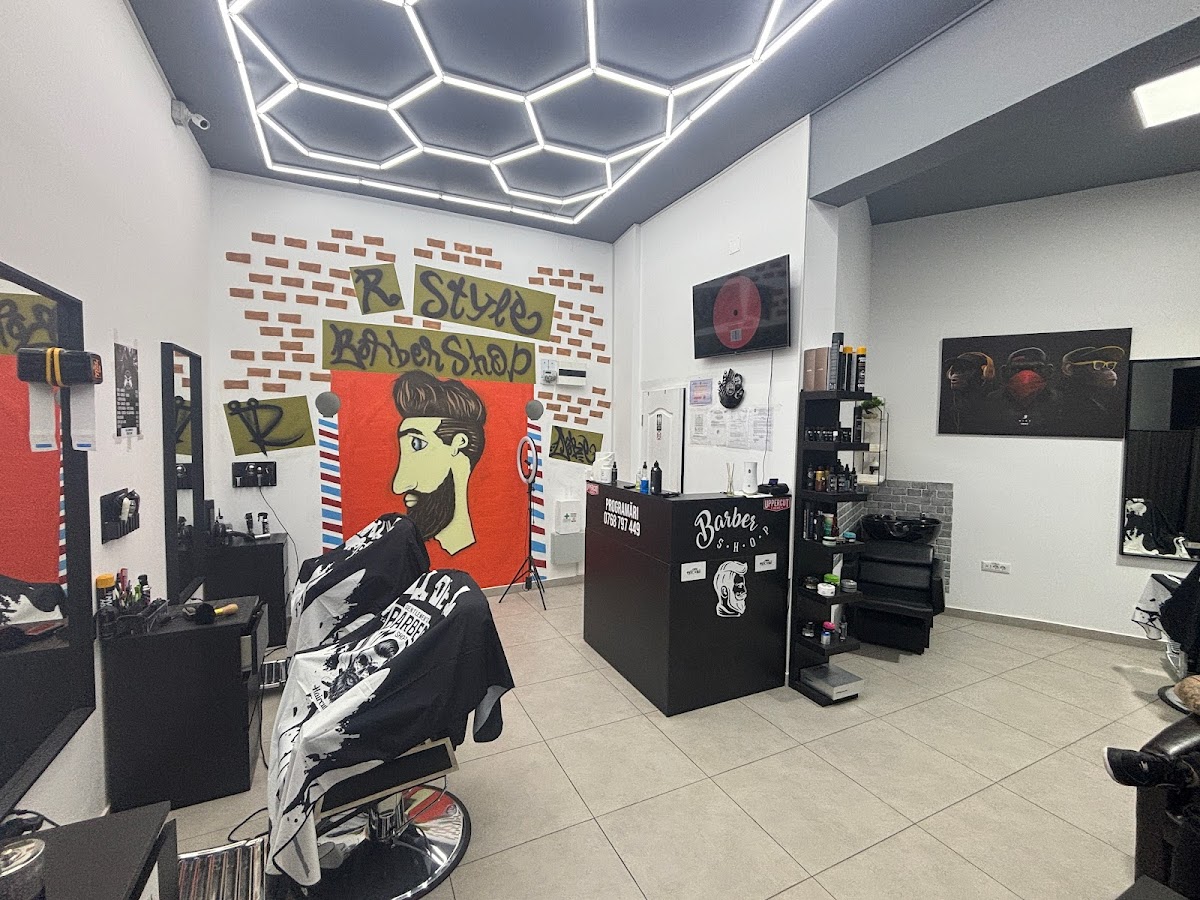 R Style Barber SHOP